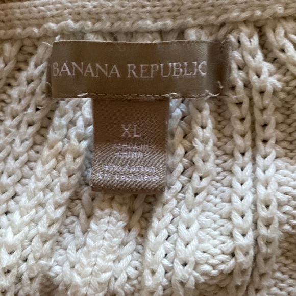 Banana Republic Cashmere and Cotton Cardigan Sweater in Size XL. - Picture 9 of 9